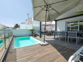 Villa con vistas preciosas en el lago en Empuriabrava-138
